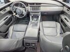 2018 Jaguar Xf White vin: SAJBR4FX5JCY70175