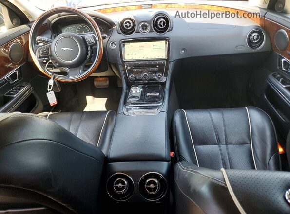 SAJWA1C73K8W19543 2019 JAGUAR XJ Black Widok deski rozdzielczej