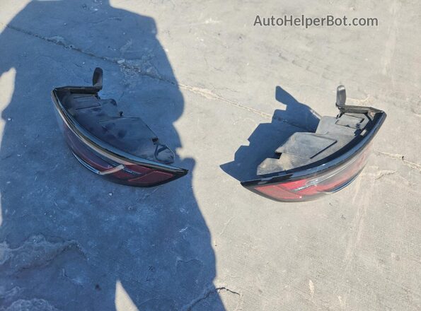 SALCK2FX0LH858168 2020 LAND ROVER DISCOVERY Black Widok naklejki z numerem VIN