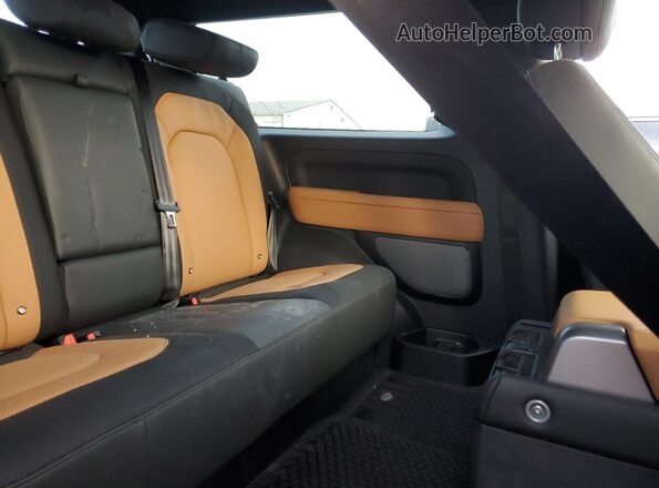 SALE26EU4P2166561 2023 LAND ROVER DEFENDER Черный Вид задних сидений
