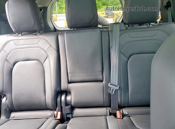 SALEJEEX5P2239203 2023 LAND ROVER DEFENDER Black Rear seats view