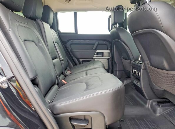 SALEJFEU3R2314558 2024 LAND ROVER DEFENDER Черный Вид задней части салона