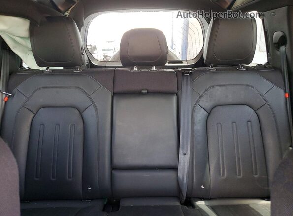 SALEX7EU2P2122632 2023 LAND ROVER DEFENDER Gray Widok tylnych siedzeń