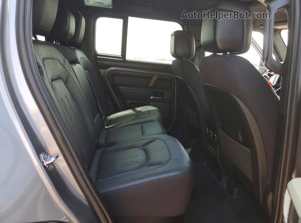 SALEX7EU2P2122632 2023 LAND ROVER DEFENDER Gray Widok wnętrza z tyłu
