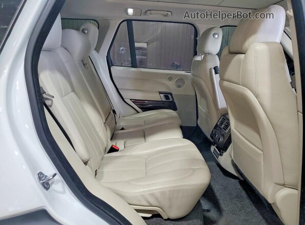 SALGS2FEXHA359278 2017 LAND ROVER RANGE White Rear interior view