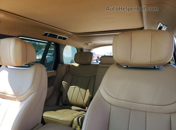 SALK19E98SA338818 2025 LAND ROVER RANGE White Widok tylnych siedzeń