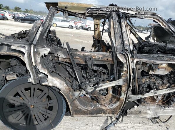 SALKP9FUXRA209765 2024 LAND ROVER RANGE Пожар Вид задней части салона