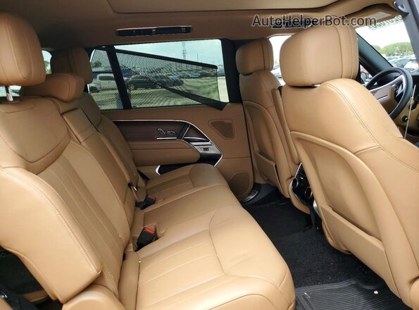 SALKPBE93SA314903 2025 LAND ROVER RANGE Черный Вид задней части салона