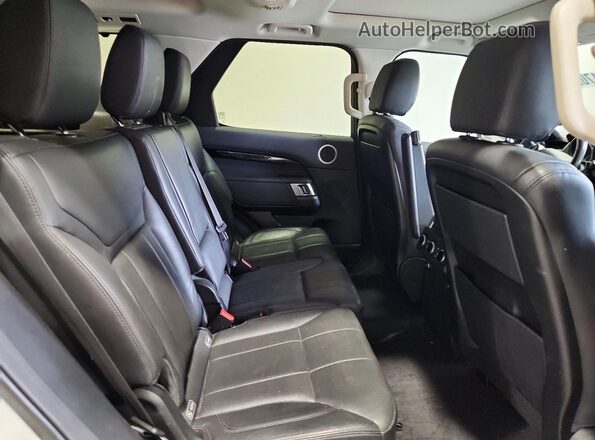 SALRG2RV1K2401473 2019 LAND ROVER DISCOVERY Белый Вид задней части салона