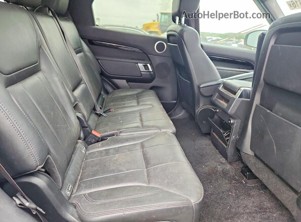 SALRG2RV6K2400593 2019 LAND ROVER DISCOVERY Серебряный Вид задней части салона