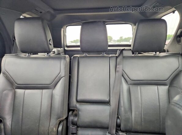 SALRG2RV6K2400593 2019 LAND ROVER DISCOVERY Серебряный Вид задних сидений