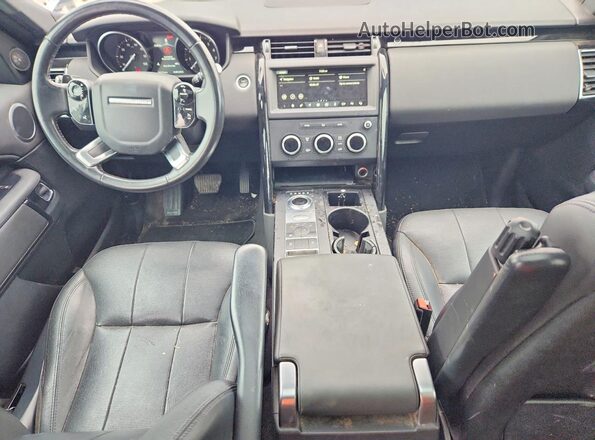 SALRG2RV6K2400593 2019 LAND ROVER DISCOVERY Серебряный Вид панели приборов