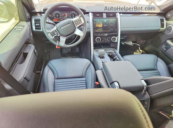 SALRJ2FX2S2518051 2025 LAND ROVER DISCOVERY Серый Вид панели приборов