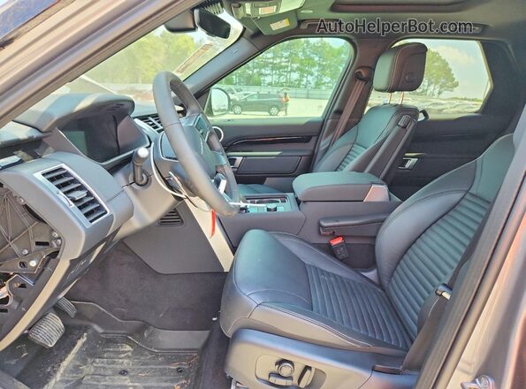 SALRJ2FX2S2518051 2025 LAND ROVER DISCOVERY Серый Вид салона спереди