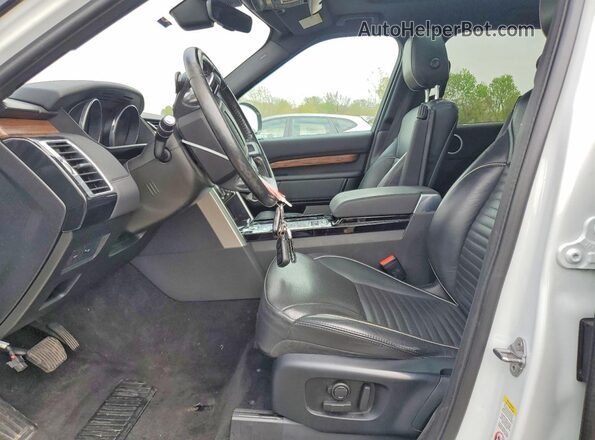SALRRBBV6HA045072 2017 LAND ROVER DISCOVERY White წინა სალონის ხედი
