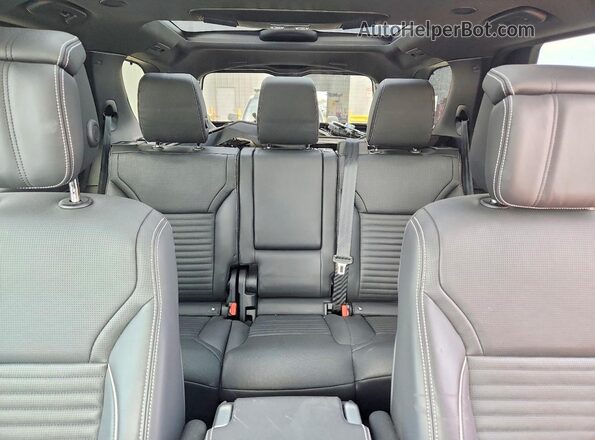 SALRW4EU7R2494330 2024 LAND ROVER DISCOVERY Серебряный Вид задних сидений