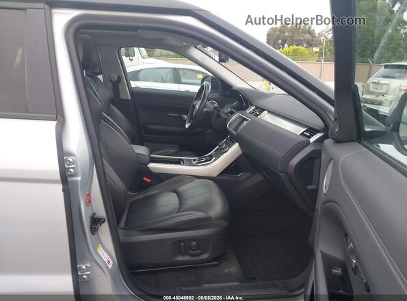 SALVP2BG0GH136477 2016 LAND ROVER RANGE ROVER EVOQUE Серебряный Вид салона спереди