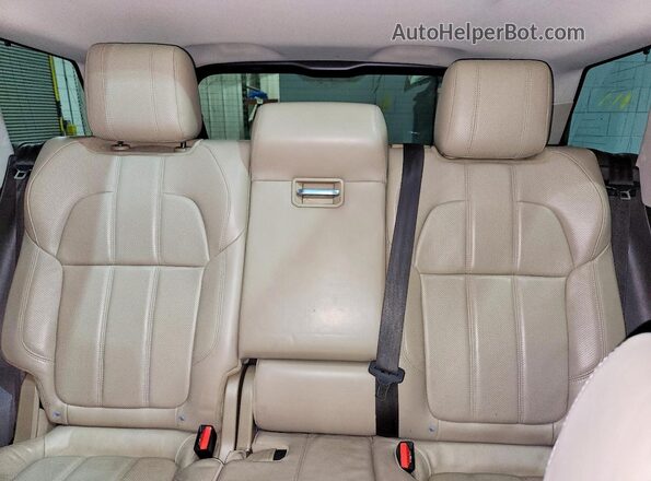 SALWR2FK0HA668464 2017 LAND ROVER RANGE Белый Вид задних сидений