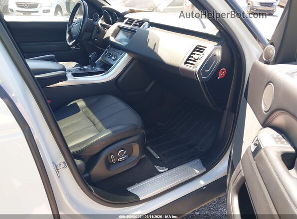 SALWR2FKXHA126644 2017 LAND ROVER RANGE ROVER SPORT Белый Вид салона спереди
