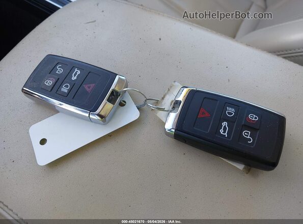 SALWR2RV5KA845393 2019 LAND ROVER RANGE ROVER SPORT White Widok deski rozdzielczej