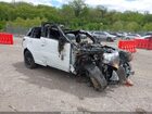 2022 Land Rover Range Rover Sport Svr/svr Carbon Edition White vin: SALWZ2RE7NA219090