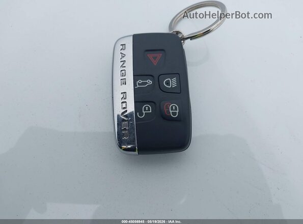 SALYL2EXXKA798038 2019 LAND ROVER RANGE ROVER VELAR White Widok deski rozdzielczej
