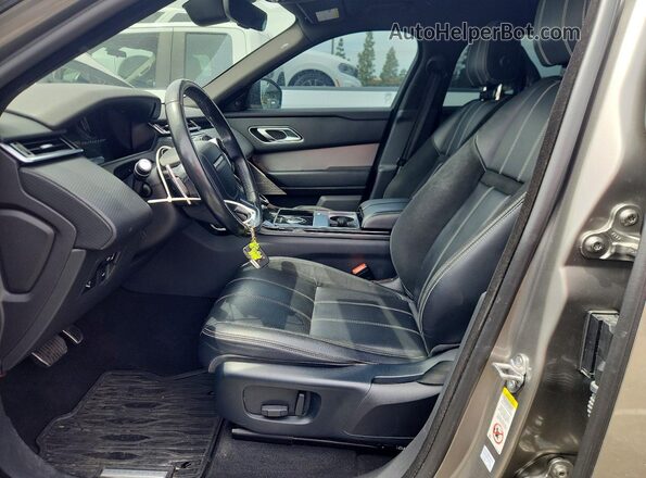 SALYL2RX1JA743762 2018 LAND ROVER RANGE Gray Widok wnętrza z przodu