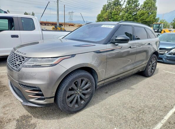 SALYL2RX1JA743762 2018 LAND ROVER RANGE Gray Przód lewy