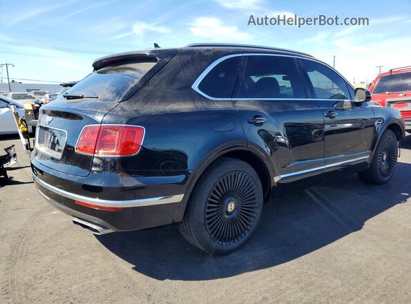 SJAAC2ZV6HC015085 2017 BENTLEY BENTAYGA Черный Задняя правая четверть