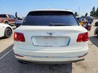 2018 Bentley Bentayga White vin: SJAAC2ZV8JC017622
