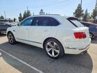 2018 Bentley Bentayga White vin: SJAAC2ZV8JC017622