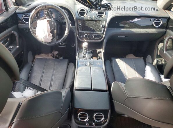 SJAAC2ZVXJC020098 2018 BENTLEY BENTAYGA Красный Вид панели приборов