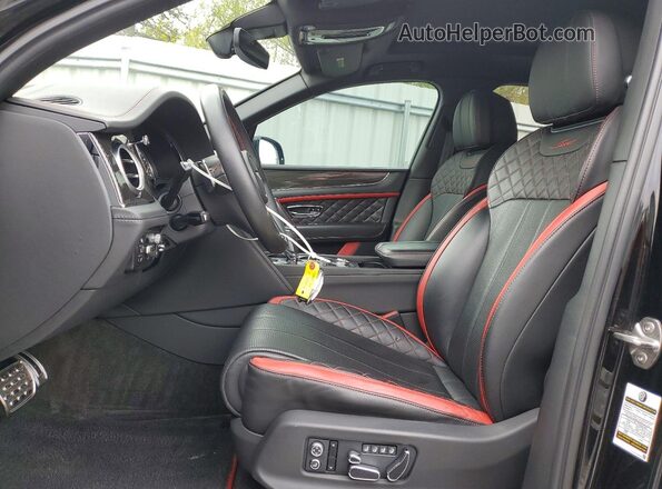 SJAAR2ZV6LC028670 2020 BENTLEY BENTAYGA Черный Вид салона спереди