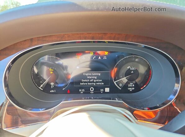 SJAAR2ZV9PC021377 2023 BENTLEY BENTAYGA Green Vista del cuadro de instrumentos