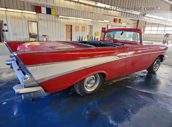 VC57S224372 1957 CHEVROLET B-SERIES Red Rear right