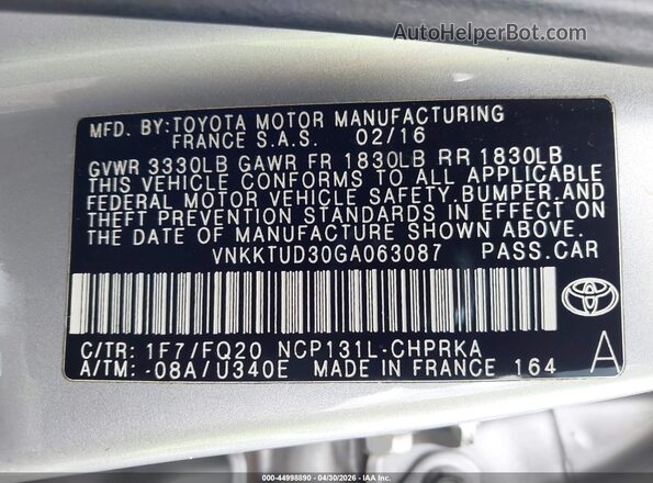 VNKKTUD30GA063087 2016 TOYOTA YARIS Серебряный Вид подкапотного пространства