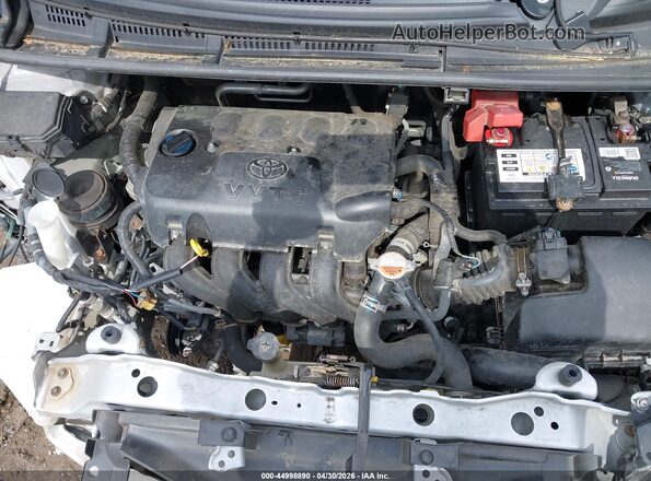 VNKKTUD30GA063087 2016 TOYOTA YARIS Серебряный Вид сзади