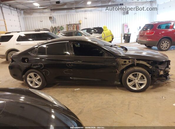 W04GL6SX8J1123909 2018 BUICK REGAL Черный Вид задней части салона