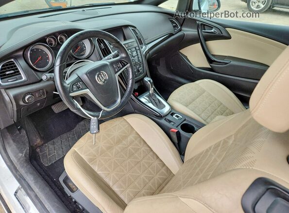 W04WT3N55GG099756 2016 BUICK CASCADA White Vista del salpicadero