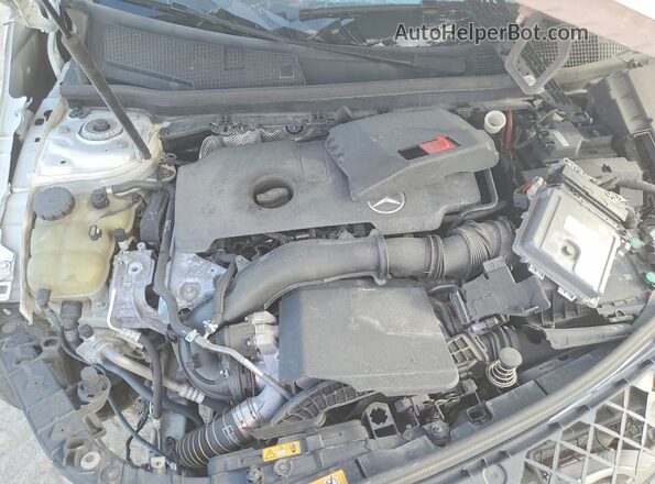 W1K3G4EB2LW045815 2020 MERCEDES-BENZ A White Vista interior trasera