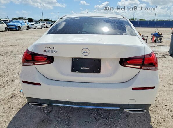W1K3G4EB3MJ263647 2021 MERCEDES-BENZ A Белый Вид сзади