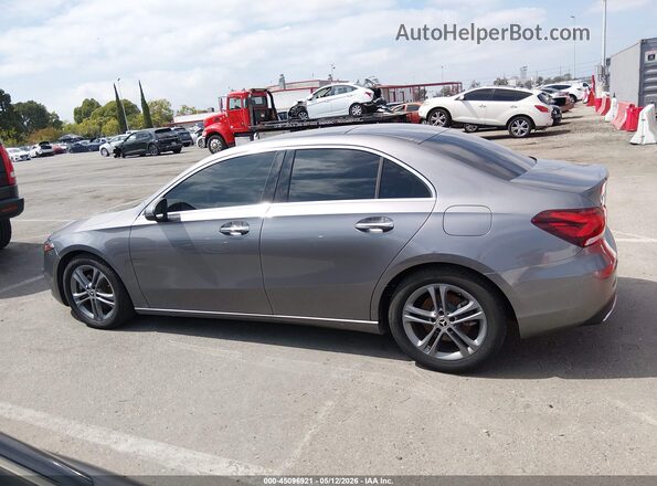 W1K3G4EB8LJ215480 2020 MERCEDES-BENZ A 220 Gray უკანა სალონის ხედი