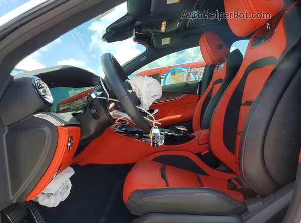 W1K7X5KB7NA048205 2022 MERCEDES-BENZ AMG White Front interior view