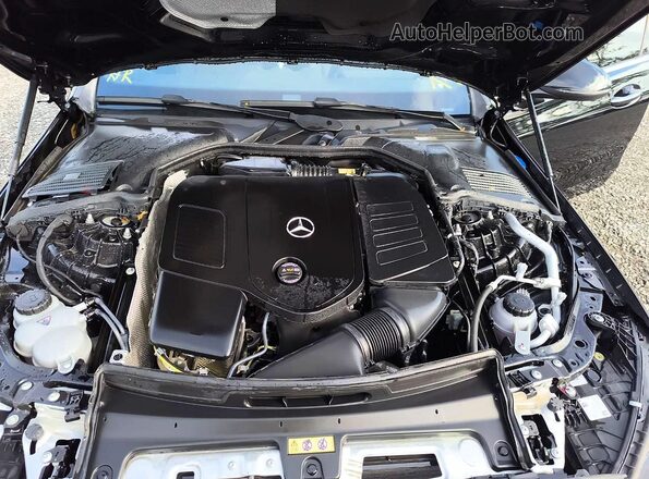 W1KAF4HB0SR241898 2025 MERCEDES-BENZ C Black Widok komory silnika