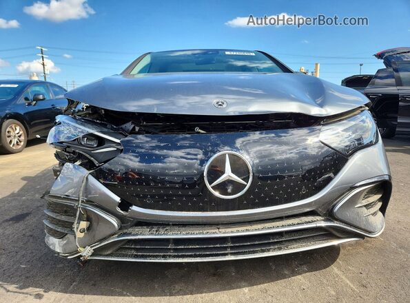 W1KEG1CB2RF055554 2024 MERCEDES-BENZ EQE Gray Widok z przodu
