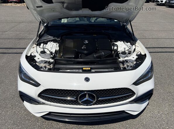 W1KMJ4HB0RF011673 2024 MERCEDES-BENZ CLE White Vista del salpicadero