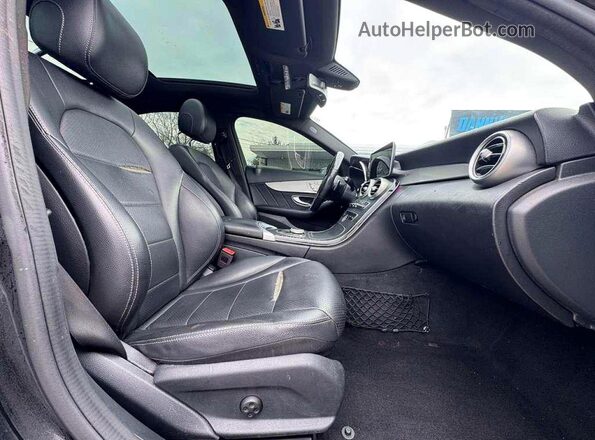 W1KWF8EB7LR594867 2020 MERCEDES-BENZ C Черный Вид спереди