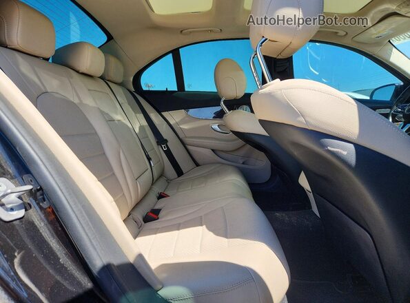 W1KWF8EB7LR598725 2020 MERCEDES-BENZ C Black Vista de los asientos traseros