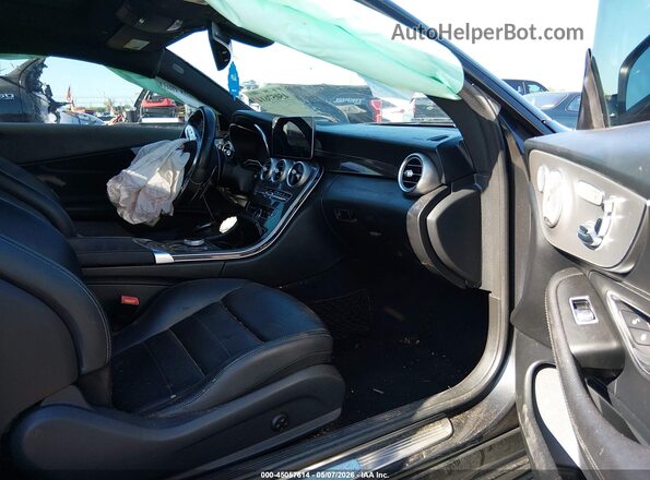 W1KWJ8DB5LF987980 2020 MERCEDES-BENZ C-CLASS Черный Вид салона спереди
