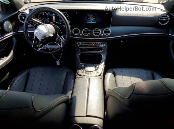 W1KZF8DB2NB050691 2022 MERCEDES-BENZ E Black Widok deski rozdzielczej
